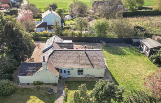 Plot for sale in Spalding photo